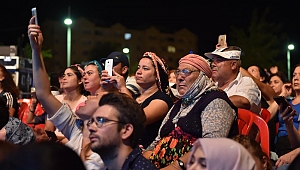 Ayvacıklı Depremzedeler Festivalde Moral Depoladı…