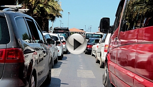 Bayram Tatili,Çanakkale'de Feribot Çilesine Sebep Oldu...