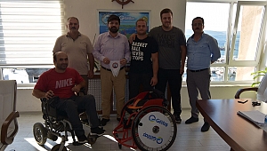 Çanakkale Boğazgücü'nün Yıldızı Davut Çalışkan'a Yeni Tekerlekli Sandalye...