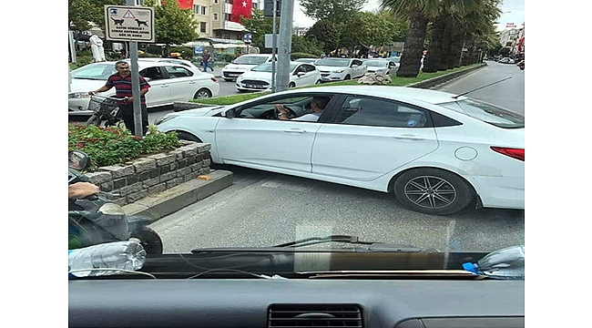 Çanakkale'de Feribot Kuyruğu Akıl Almaz Olaya İmza Attırdı...