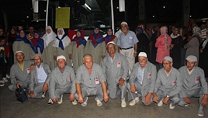 Ramazan Demir Hoca Hac Kafilesi Yola Çıktı