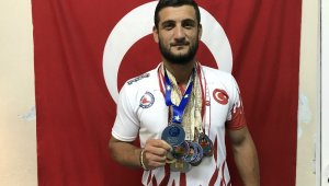 Rıdvan Özay Avrupa ikincisi oldu