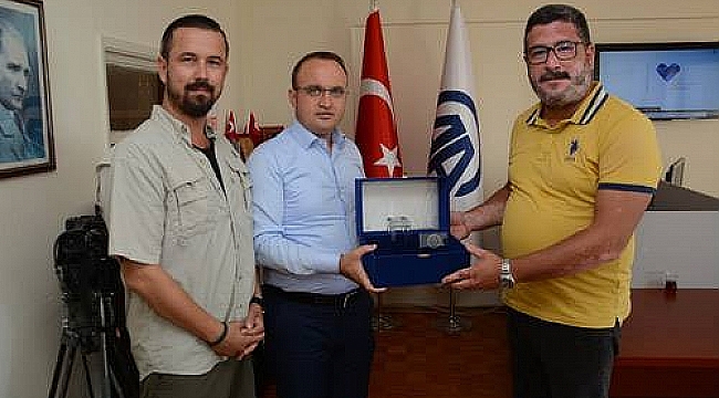 AK Parti Grup Başkanvekili Turan'dan Anadolu Ajansı(AA)'na Ziyaret...