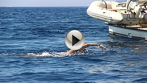 Aylan'lar bir daha ölmesin diye Yunanistan'dan Türkiye'ye yüzdü