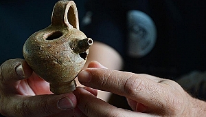 Biga'da 2 Bin Yıllık "Biberon" Bulundu