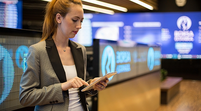 Borsa Güne Yatay Başladı...