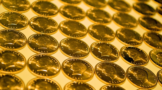 Çeyrek altın 243 lira oldu...