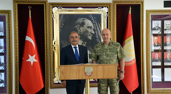 Gelibolu Belediye Başkanı Özacar'dan Korgeneral Aksakallı'ya ziyaret