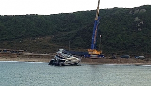 Lüx Yat Aksaz'da Karaya Oturdu...
