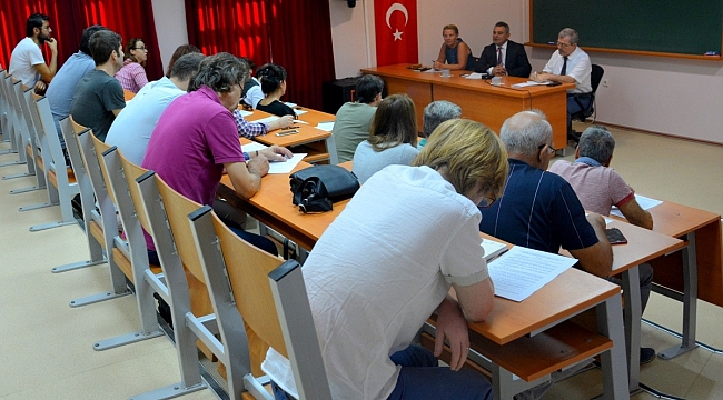 Öğrenci Topluluklarının Akademik Danışmanları Toplantısı gerçekleştirildi