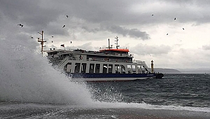 Olumsuz Hava Şartları, Feribot Seferlerini Etkiledi! 2 Gün O Seferler İptal Edildi...