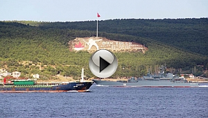  Rus savaş gemisi Çanakkale Boğazı'ndan geçti...