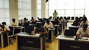 Şoför Adayları Yazılı Ve Uygulamalı Sınavdan Geçti...