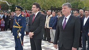 Ayvacık'ta 29 Ekim kutlandı...