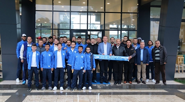 Başkan Işık'tan Bigaspor'a motivasyon kahvaltısı
