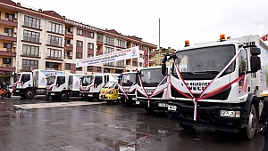 Başkan Kuzu, Belediye hizmetlerinde kendiyle yarışıyor...