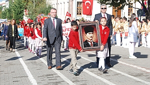 Bayramiç'te Cumhuriyet Bayramı coşkuyla kutlandı