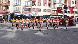  Çan'da Cumhuriyet Bayramı'nın 94. Yılı törenlerle kutlandı