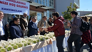 ÇOMÜ Kantinciler Derneği'nden 'Üniversitenize Hoşgeldiniz' etkinliği