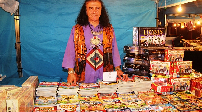 Kitap Festivali'nde Yazar Suat Turgut okurlarıyla buluştu
