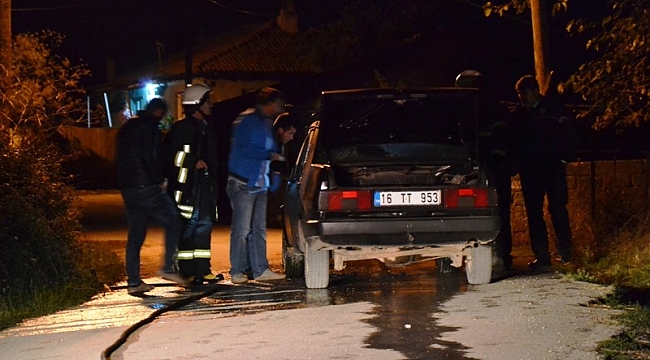  Park halindeki araç yandı