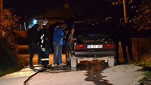  Park halindeki araç yandı