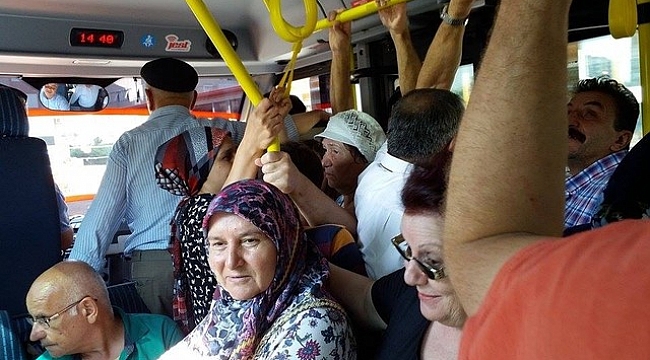 Uzmanlar uyardı: Toplu taşımada yaşlılara yer vermeyin!