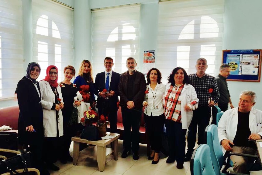 AK Parti Kepez Belde Başkanlığı olarak Beldemizde bulunan Okullarımızdaki ve Huzurevimizdeki kıymetli öğretmenlerimizi ziyaret ettik.