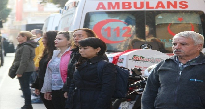 Çanakkale'de saat 09.05'de hayat durdu