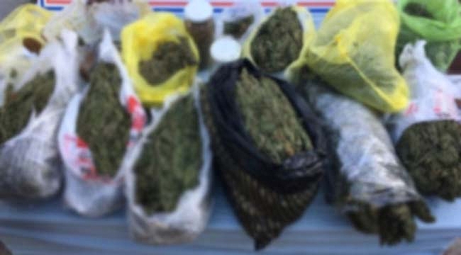 Çanakkale'de Uyuşturucu Operasyonunda 25 Kilo Esrar Ele Geçirildi...