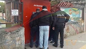 Eğitim Fakültesi'ndeki ATM'lere Dikkat!!! Gizli Düzenek Bulundu...