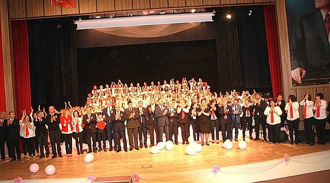 Gün Öğretmenlerin Günü...