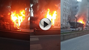  Halk Otobüsü alev alev yandı