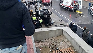 Korkunç Kaza! Bariyer Araca Ok Gibi Saplandı