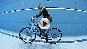 Tek nefeste bisikletle suyun altında en uzun mesafe gitme rekorunu kırmaya çalışacak