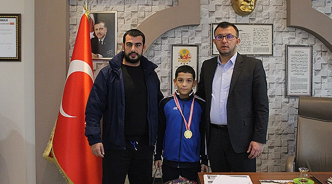 Başkan Yavaş Şampiyonu ağırladı