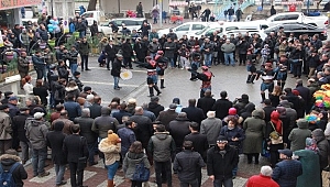 Biga'da indirimli alışveriş heyecanı başladı