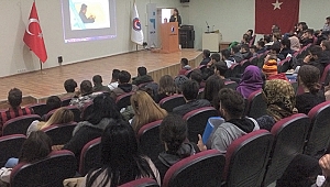 Çanakkale İşkur'dan Üniversite öğrencilerine yönelik iş arama becerileri sunumu