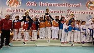 Çanakkaleli karatecilerden büyük başarı