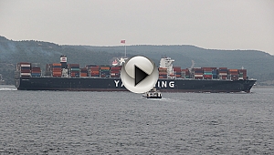  Dev gemi Çanakkale Boğazı'ndan geçti