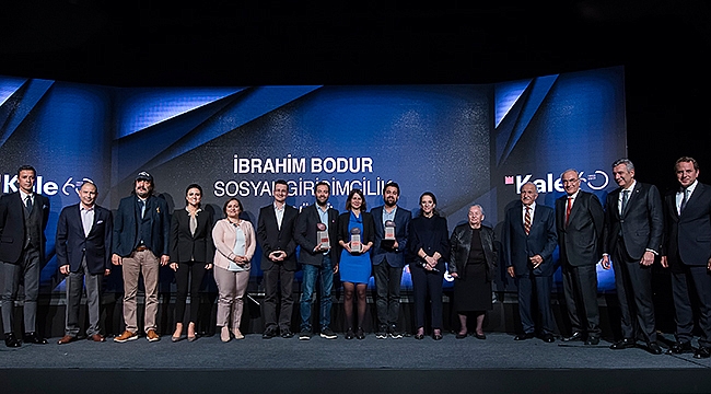 İbrahim Bodur Sosyal Girişimcilik Ödülünü, dokundukları hayatları iyileştiren gençler kazandı