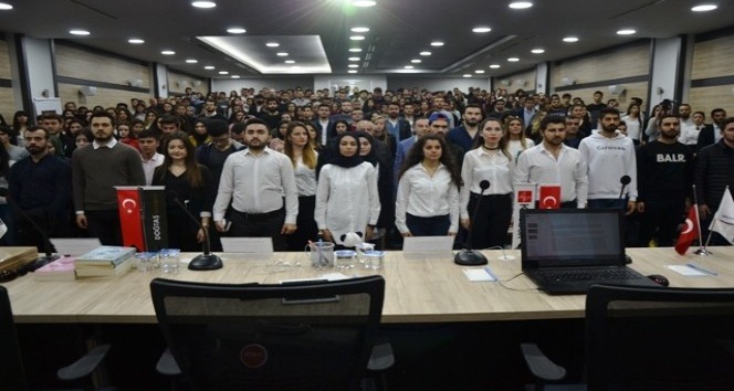 İşi gücü bırak Müdür, söyleşiye gidiyoruz' konulu enteraktif söyleşi