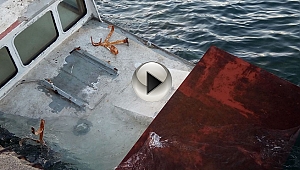 Lodos tekne batırdı