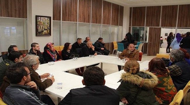 Ünlü yazarlar Biga Belediyesi 1. Kitap Fuarı'nda