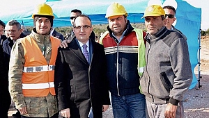 Üretimi Arttırmak ve Tam Bağımsızlık İçin Gayret Gösteriyoruz