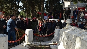 Vatan Şairi Namık Kemal mezarı başında anıldı