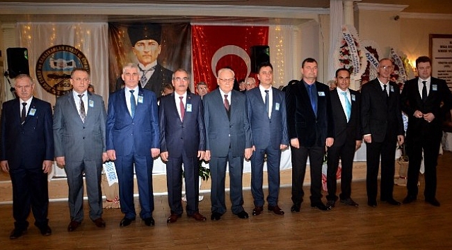 AK Partili Turan: "Türkiye'nin toprağından bırakın bir çakıl taşı almayı, yan bakanın gözünü oyacağız"