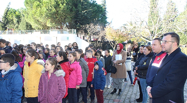 Başkan Yavaş Öğrencilerin Karne Sevincine Ortak Oldu