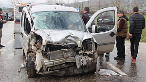 Çanakkale'de trafik kazası: 8 yaralı