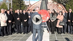 CHP Çelenk Koyma Töreni İle Birlik Mesajı Verdi